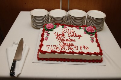 Cake celebrating the Class Reunions